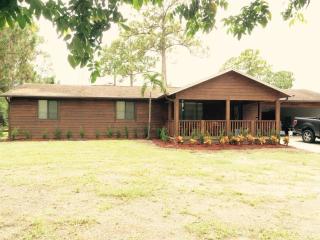 16822 Valencia Blvd, Town Of Loxahatchee Groves, FL 33470-2717