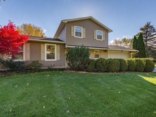 815 Westwood Trl, Webster NY  14580-2409 exterior