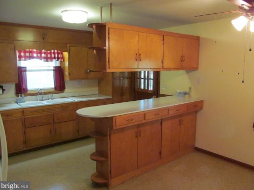 12180 Montford Rd, Madison Mills VA  22960-2017 exterior