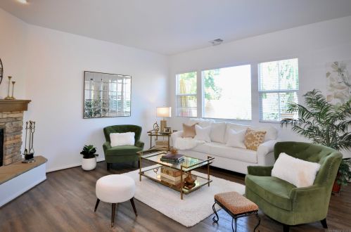 33770 Summit View Pl, Temecula CA  92592-5636 exterior