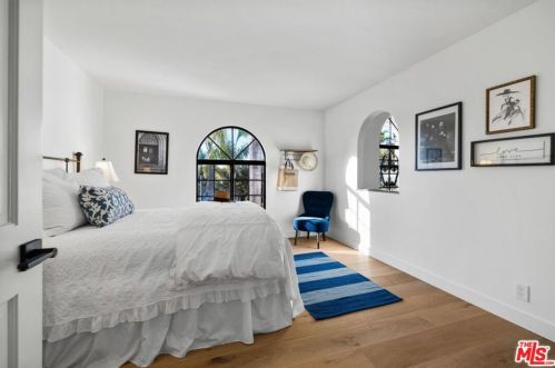 1208 Bel Air Dr, Santa Barbara CA  93105-4602 exterior