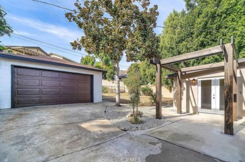 24835 Winlock Dr, Torrance, CA 90505-6914