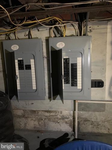 111 Haws Ave, Norristown PA 19401-4516 exterior