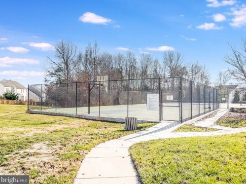 12006 Wood Pond Ct, Fredericksburg VA  22407-2575 exterior