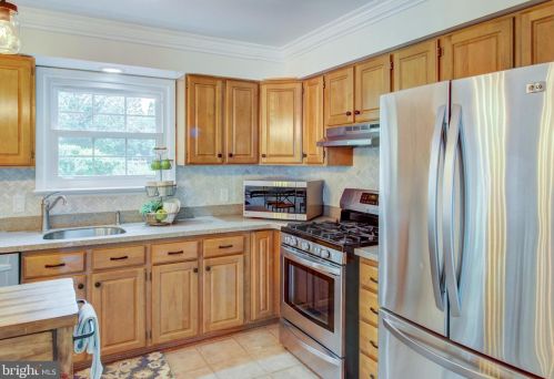 7 Zelley Ave, Trenton NJ  08620-2321 exterior