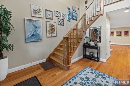 37 Henry St, Moonachie NJ  07074-1122 exterior