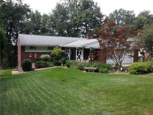 131 Marian Ave, Glenshaw, PA 15116-1442