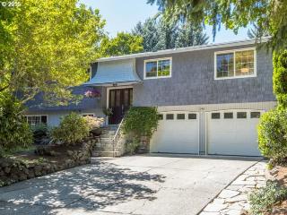 18195 Cheyenne Way, Tualatin, OR 97062-8477