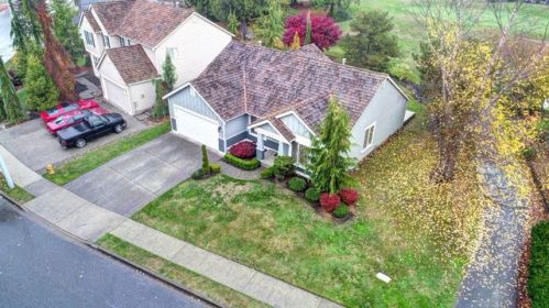 18207 Greywalls Dr, Bryant, WA 98223-5060
