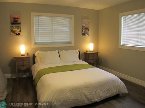 516 4 Ter, Cape Coral FL  33909-0020 exterior