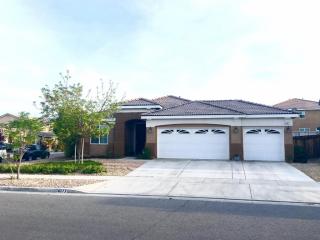 14077 Pearl St, Hesperia, CA 92344-8096