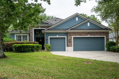 446 Woodford Dr, De Bary, FL 32713-2145