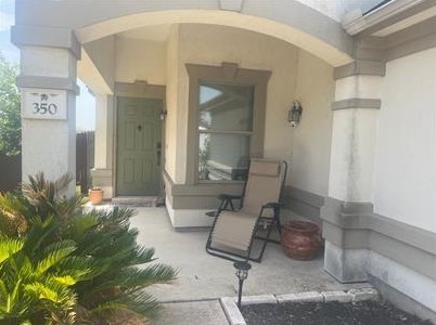 350 Tower Dr, Uhland TX  78640-6173 exterior