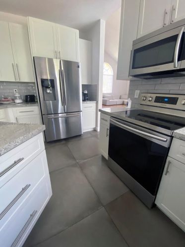 1231 179th Ave, Hollywood FL  33029-3162 exterior