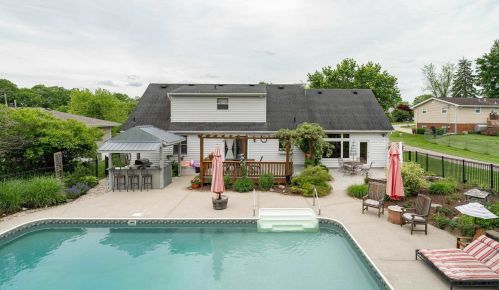 3949 Thomas Dr, Covington KY  41018-2916 exterior