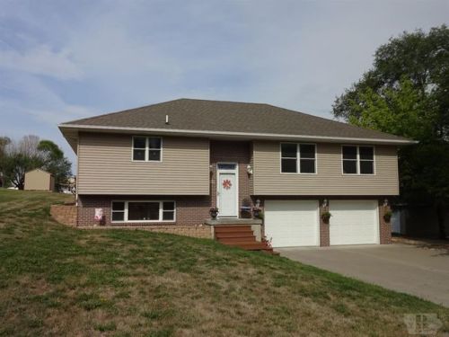 208 Jackson St, Lacelle, IA 50213-1118