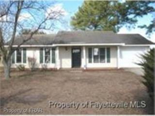 6430 Rannock Dr, Fayetteville NC  28304-0325 exterior