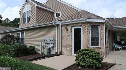 10 Colefax Ct, Wilmington, DE 19804-2952