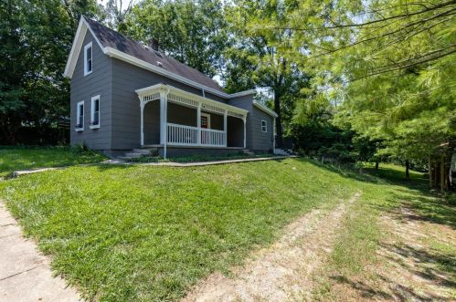 221 Union St, Mount Olive, OH 45106-1131