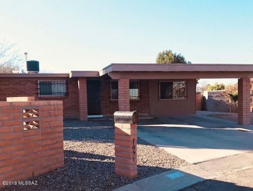 7051 7th Ave, Tucson, AZ 85756-7302