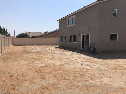 1759 Country Fair Ct, San Jacinto CA  92582-2212 exterior