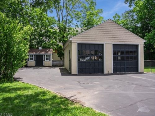 232 Myrtle Ave, Westfield NJ  07090-1516 exterior