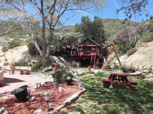 39661 San Francisquito Canyon Rd, Santa Clarita, CA 91390-1032