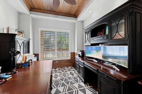 3295 12th Ave, Naples FL  34120-3592 exterior