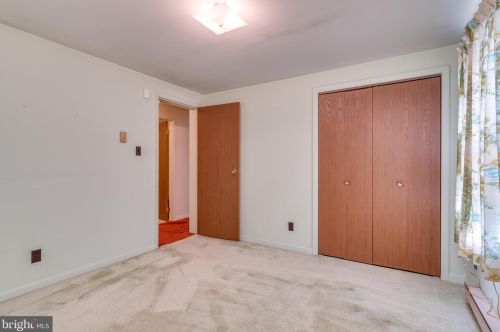 147 Euclid Ave, Charles Town WV  25414-1111 exterior