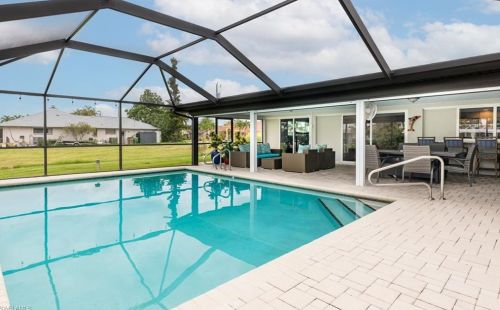 2223 27th Ter, Cape Coral FL  33904-3329 exterior
