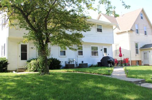 930 Holt Ave, Milwaukee, WI 53215-5124