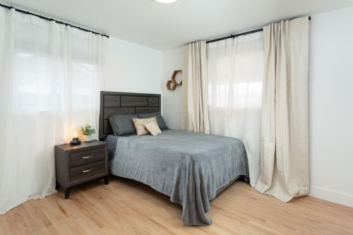 1304 California St, Woodland CA  95695-4412 exterior