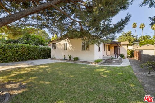 5551 Denny Ave, North Hollywood, CA 91601-2812