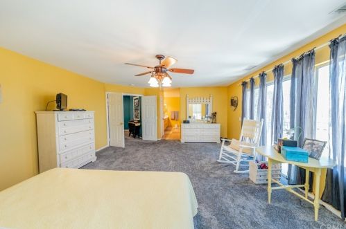 28 Del Brienza, Lake Elsinore CA  92532-0221 exterior