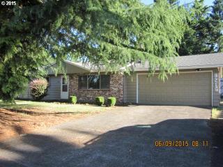 8216 Burton Rd, Vancouver, WA 98662-7235
