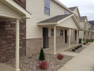 130 Bridge St, New Martinsville WV  26155-1636 exterior
