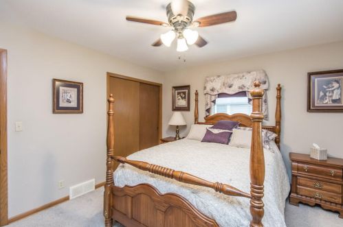 5030 20th St, Milwaukee WI 53233-2506 exterior