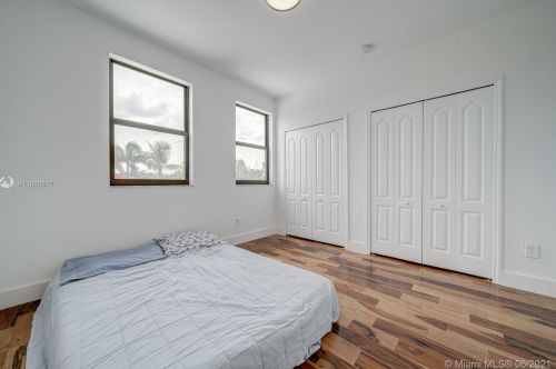 8941 178th St, Hialeah FL  33018-6554 exterior