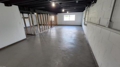 3460 Moxahala Park Rd, Zanesville OH  43701-9438 exterior