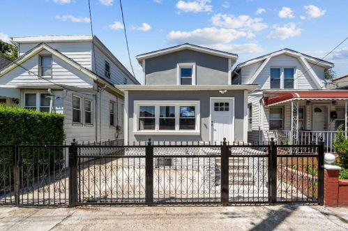 227 Newman Ave, Bronx, NY 10473-2406
