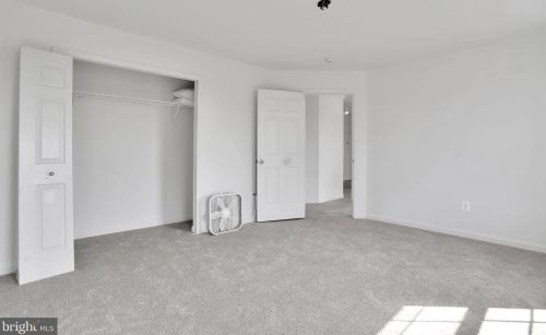 20 Cool Springs Ln, Charles Town WV  25414-4647 exterior