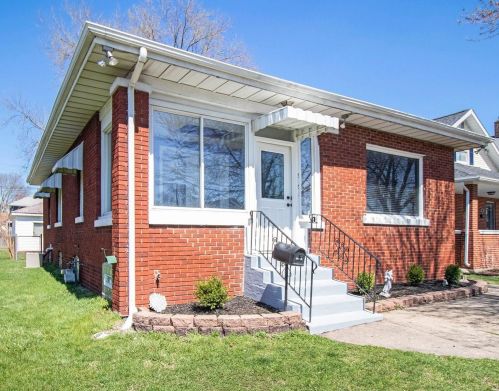 212 11th St, Mishawaka, IN 46544-5324