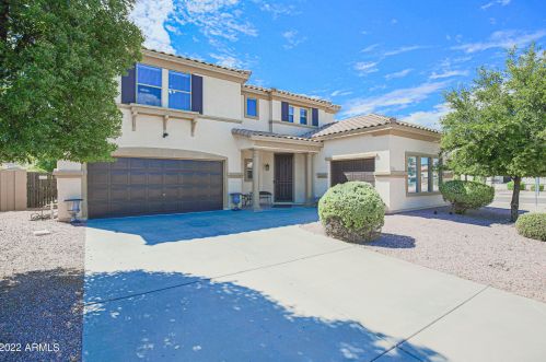 13593 Ventura St, Sun City, AZ 85379-8411