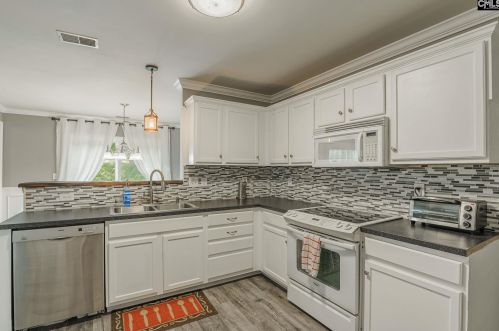 241 Foxport Dr, Lake Murray SC  29036-7541 exterior