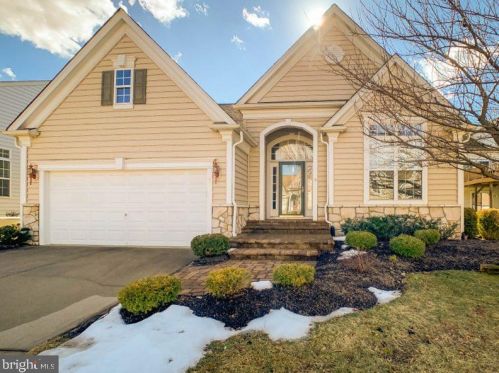 53 Dillon Way, Washington Crossing, PA 18977-1361