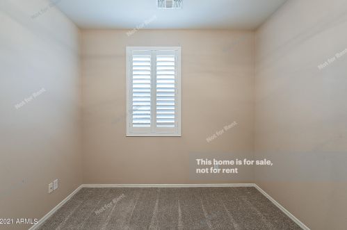 1377 Chestnut Ln, Gilbert AZ  85298-6844 exterior