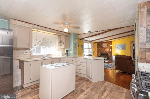 35386 Sussex Ln, Millsboro DE  19966-5880 exterior