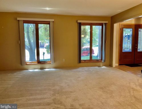 176 Fairhill Dr, Wilmington DE  19808-4309 exterior