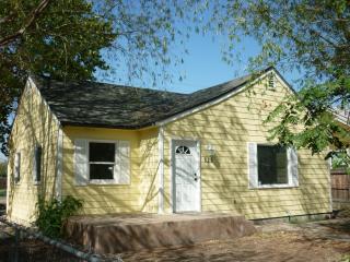 825 Margaret St, Pasco, WA 99301-4128