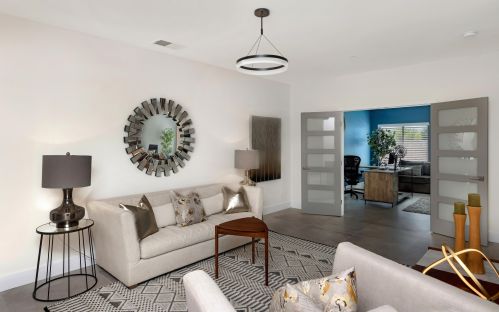 821 Summit Dr, Palm Springs CA  92262-1227 exterior